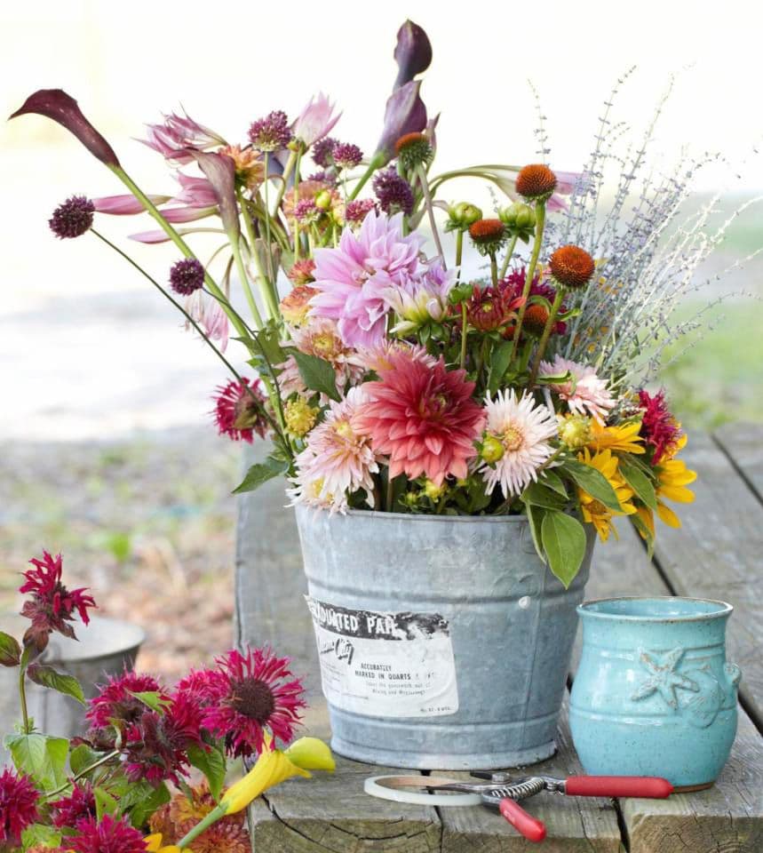 Gathered Find arrangement